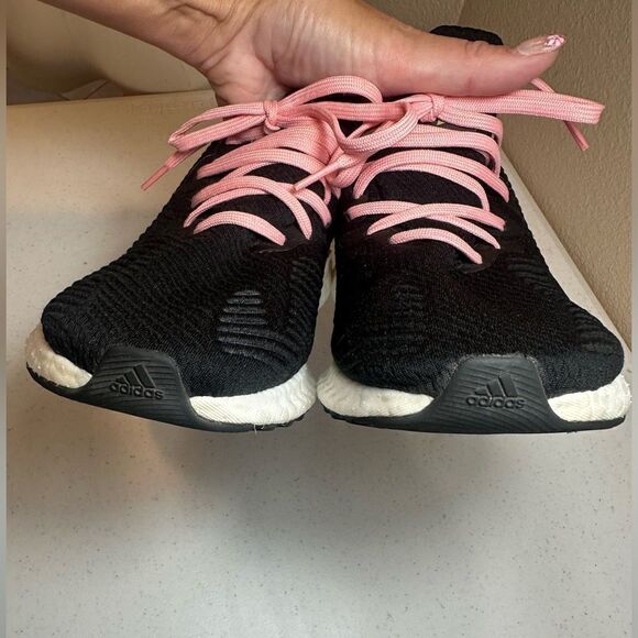 Adidas Alphaboost Women’s Size 7 Black Gold Metallic Pink Laces Running Shoe - Picture 10 of 10